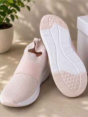 George Women's Slip-On Knit Sneakers - Pale Pink